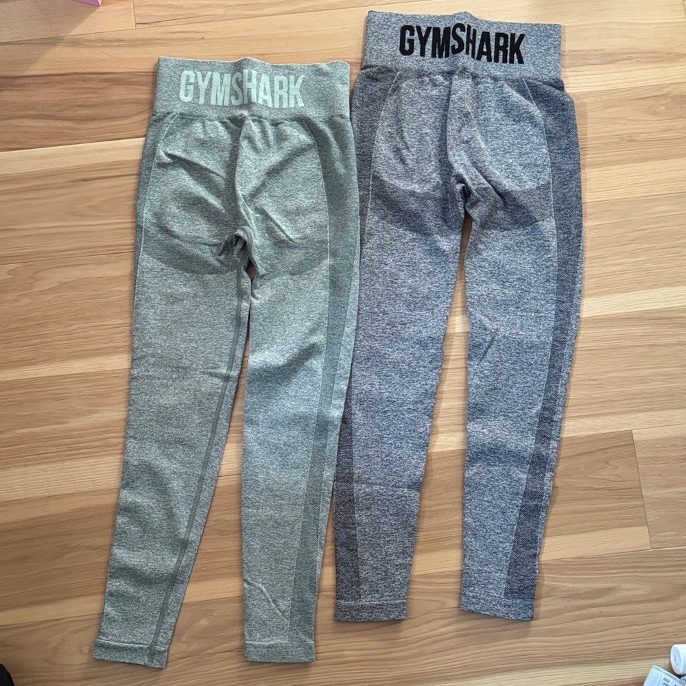 Gymshark women’s Dual Leggings and sports bra